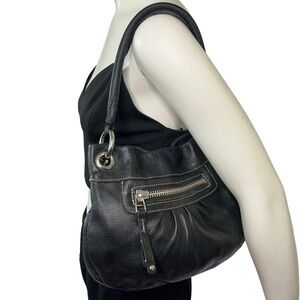 ROOTS SMALL LEATHER PEBBLE BAG SHOULDER LEATHER  BAG WOMEN